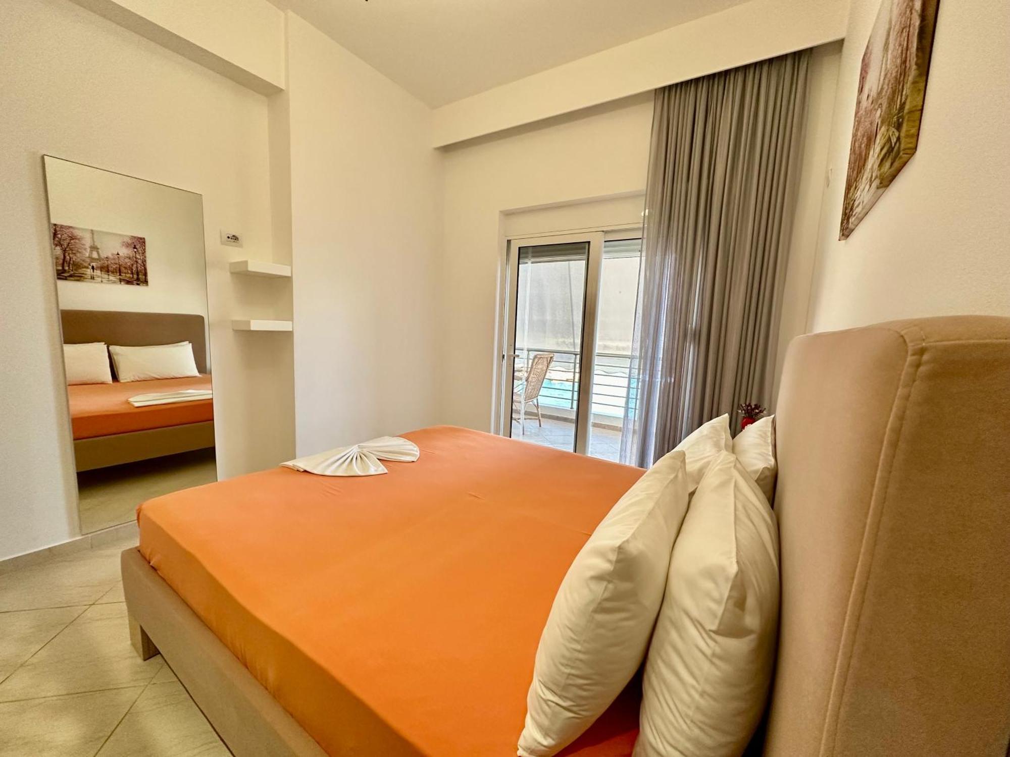 Aqua Apartments Seaview Sarande Exterior photo
