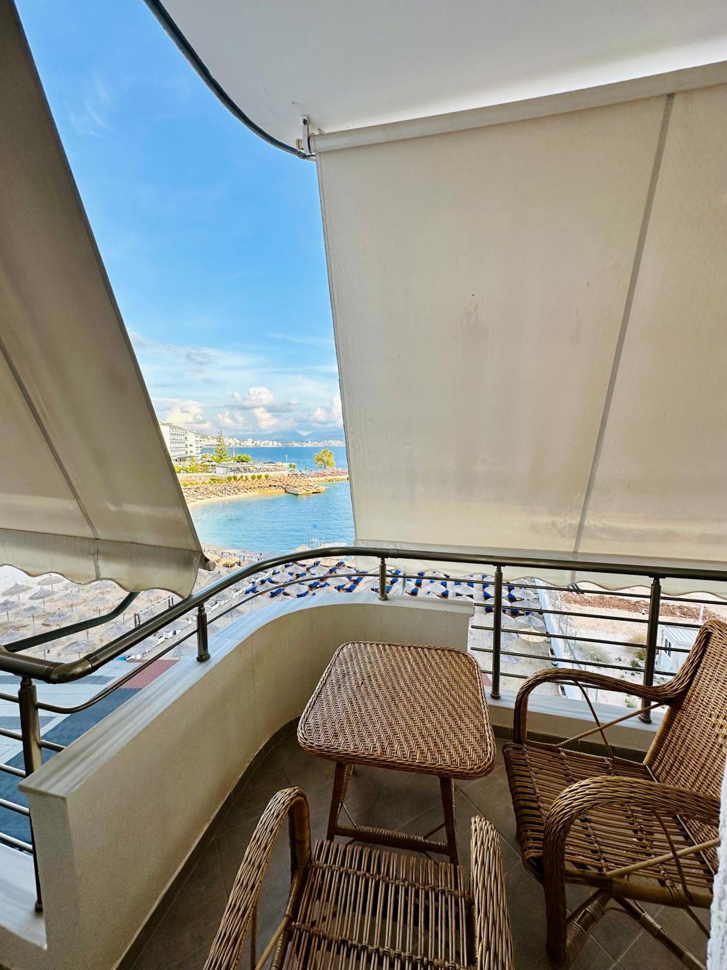 Aqua Apartments Seaview Sarande Exterior photo