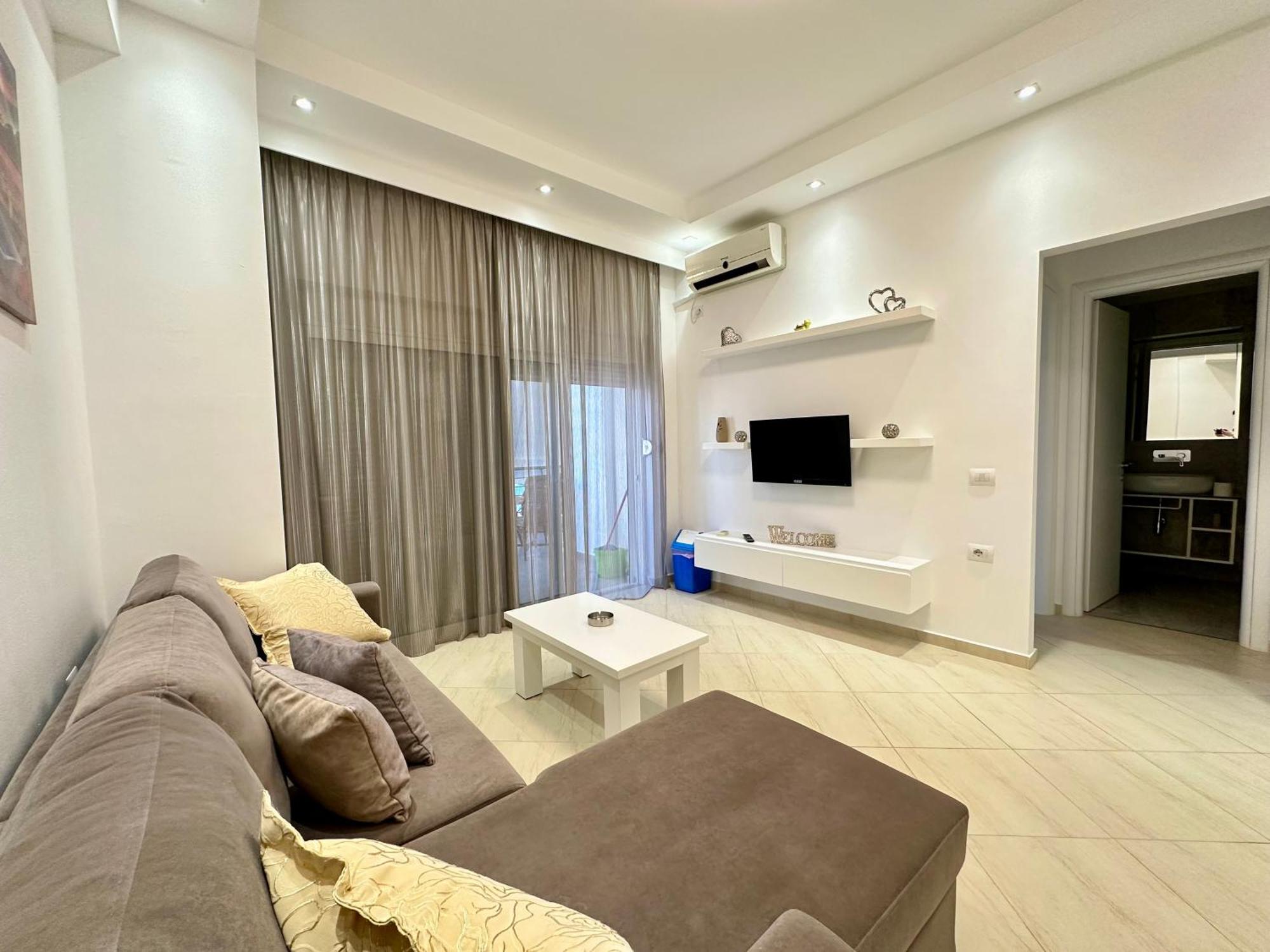 Aqua Apartments Seaview Sarande Exterior photo